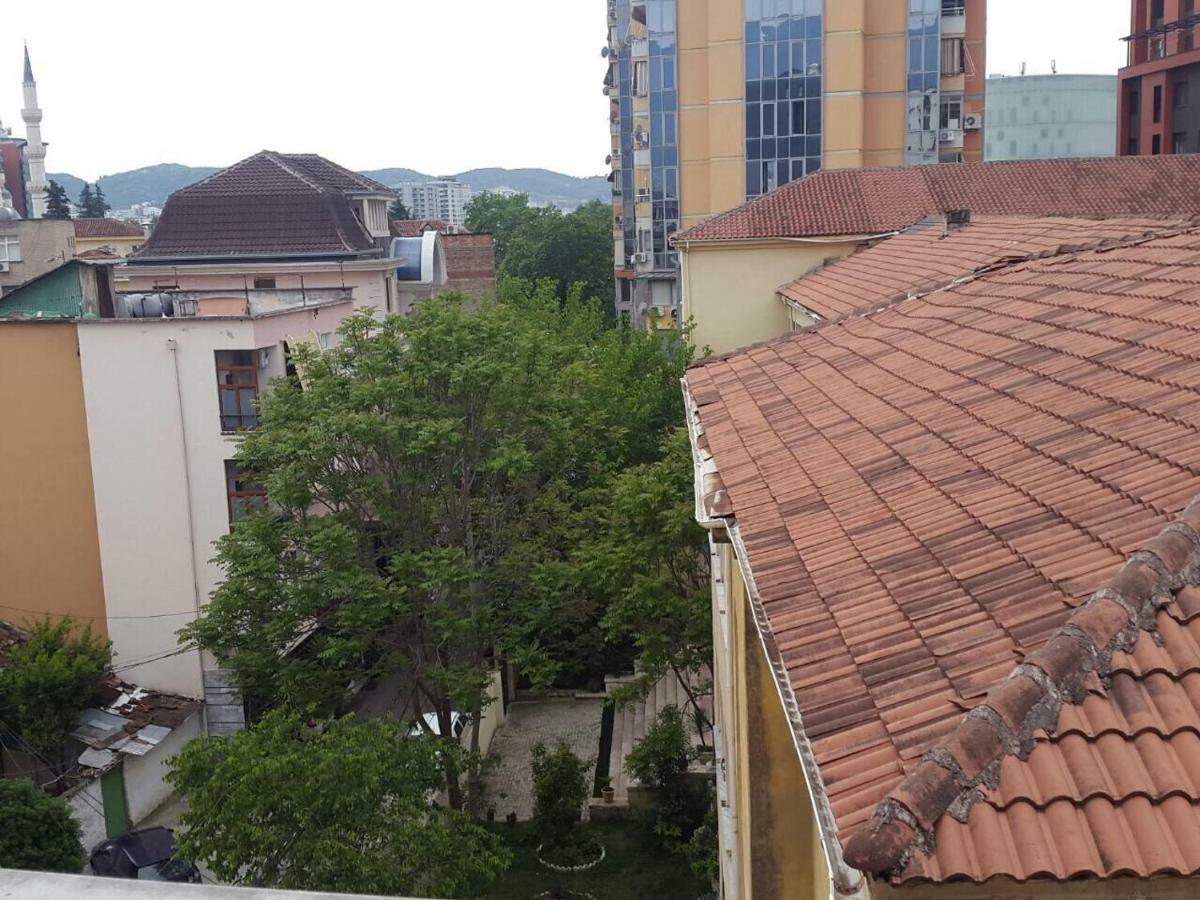 Tirana Apartment Exterior photo